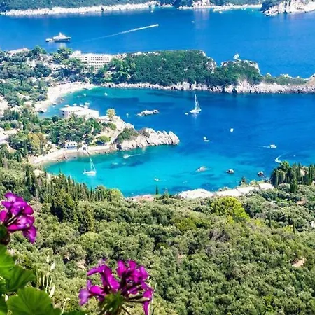 Stephanie * Paleokastrítsa